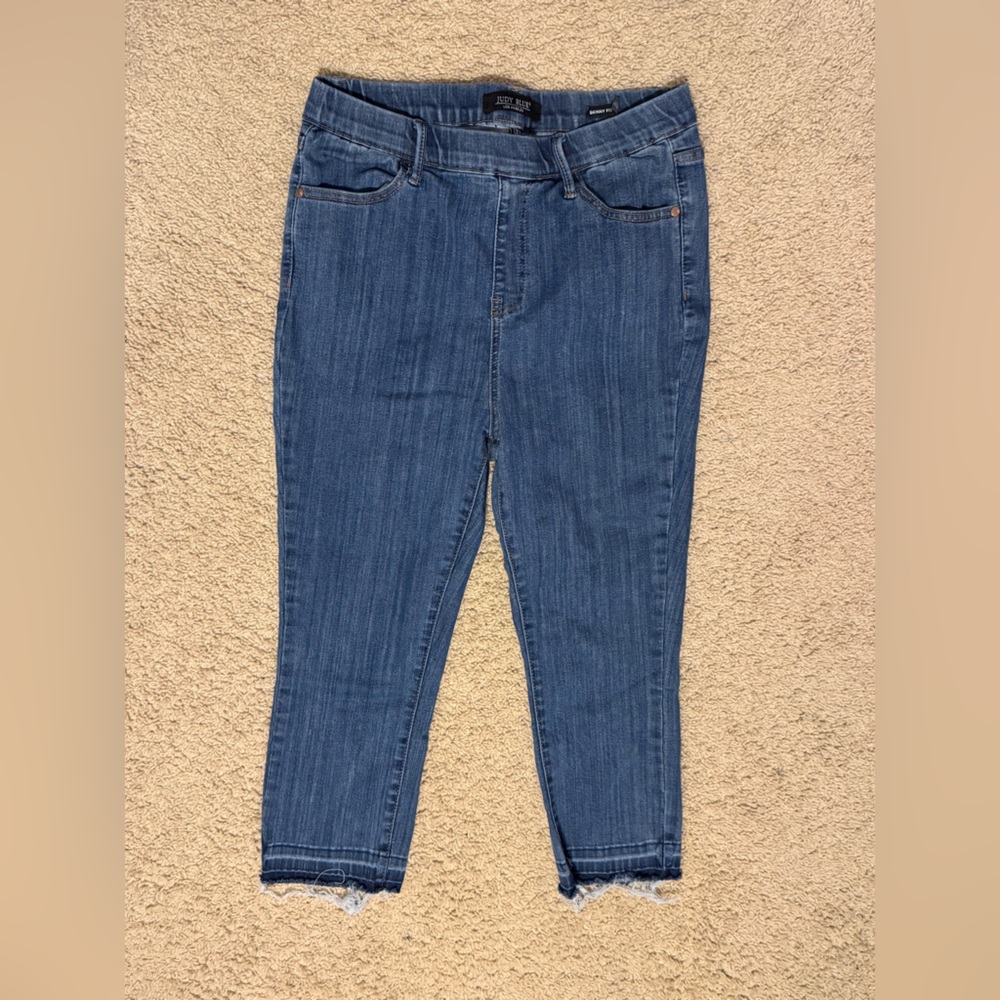 Judy Blue Dark Blue Capri Jeans